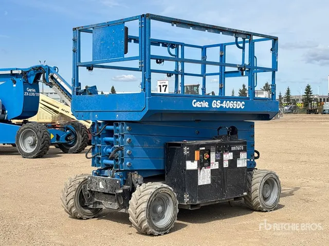 2018 Genie GS-4069DC Electric Scissor Lift