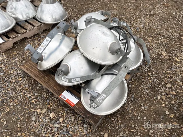 Quantity of (7) Lighting Fixtures