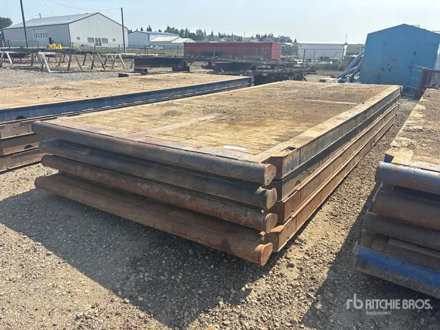 Quantity of (4) 8 ft x 20 ft Mats