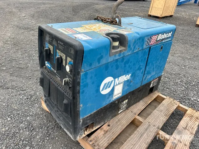 2011 Miller Bobcat 250 250 A Skid-Mounted Multi-Process Engine Driven Welder (Inoperable)