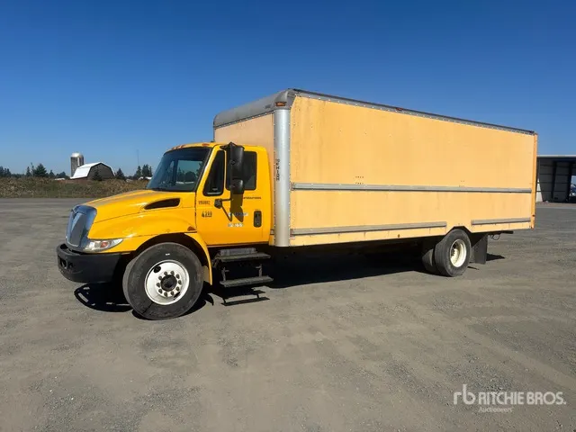 2007 International 4000 4x2 Van Truck