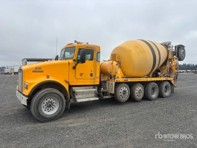 2004 Kenworth W900 12x4 Mixer Truck