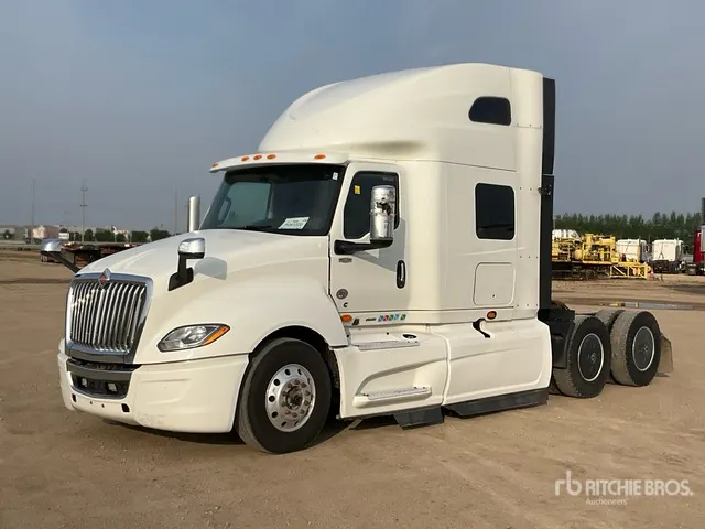2022 International LT625 6x4 T/A Sleeper Truck Tractor
