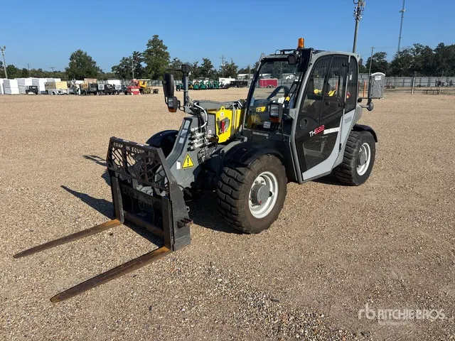 2019 Wacker Neuson TH522 Telehandler