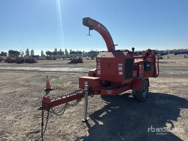 2017 Morbark Tow-Behind Wood Chipper