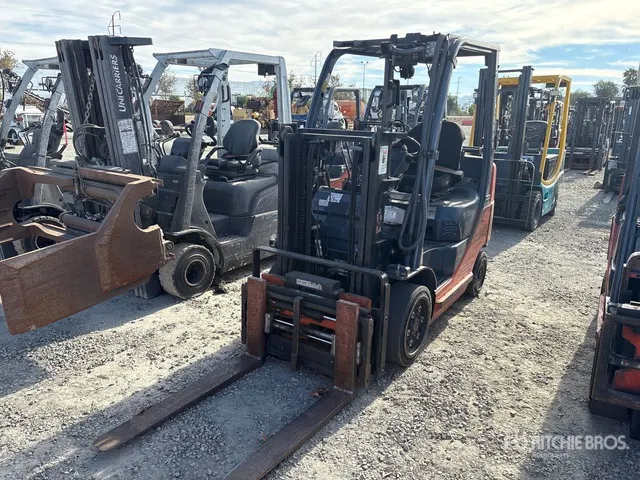 2014 Toyota 8FGCU20 4000 lb Cushion Tire Forklift