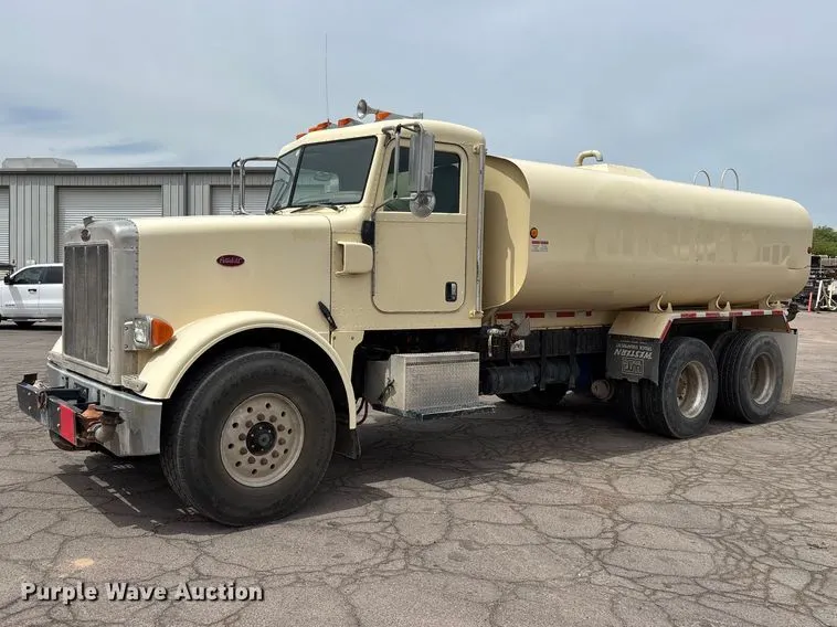2007 Peterbilt 357 water truck