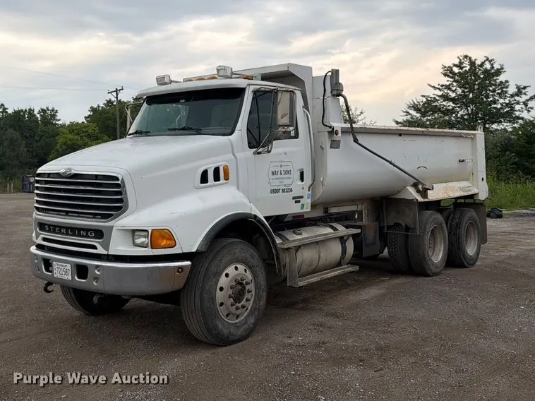 2005 Sterling L9500 dump truck