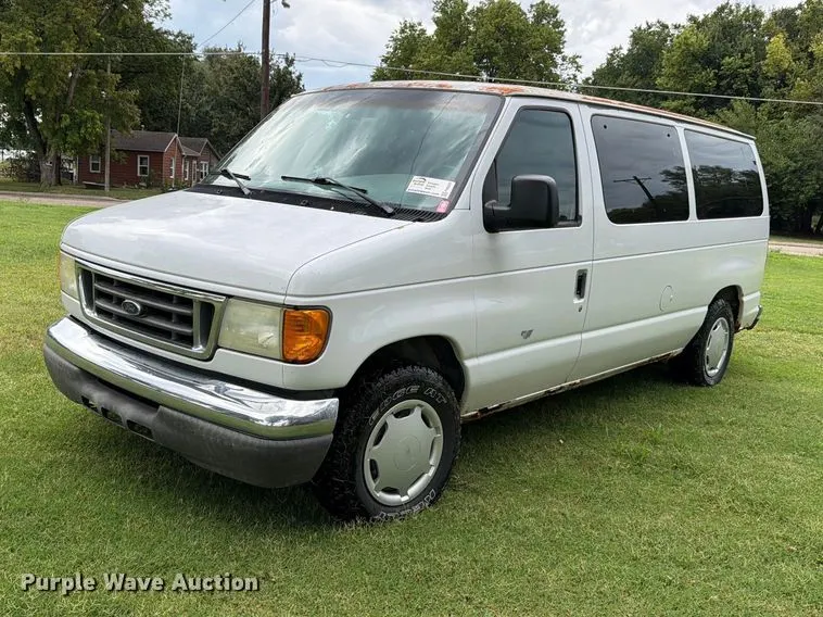 2004 Ford E150 van