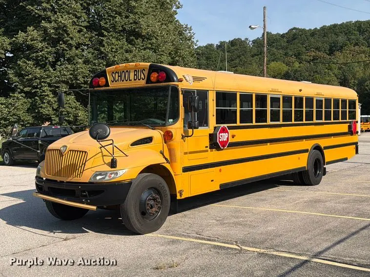 2016 IC school bus