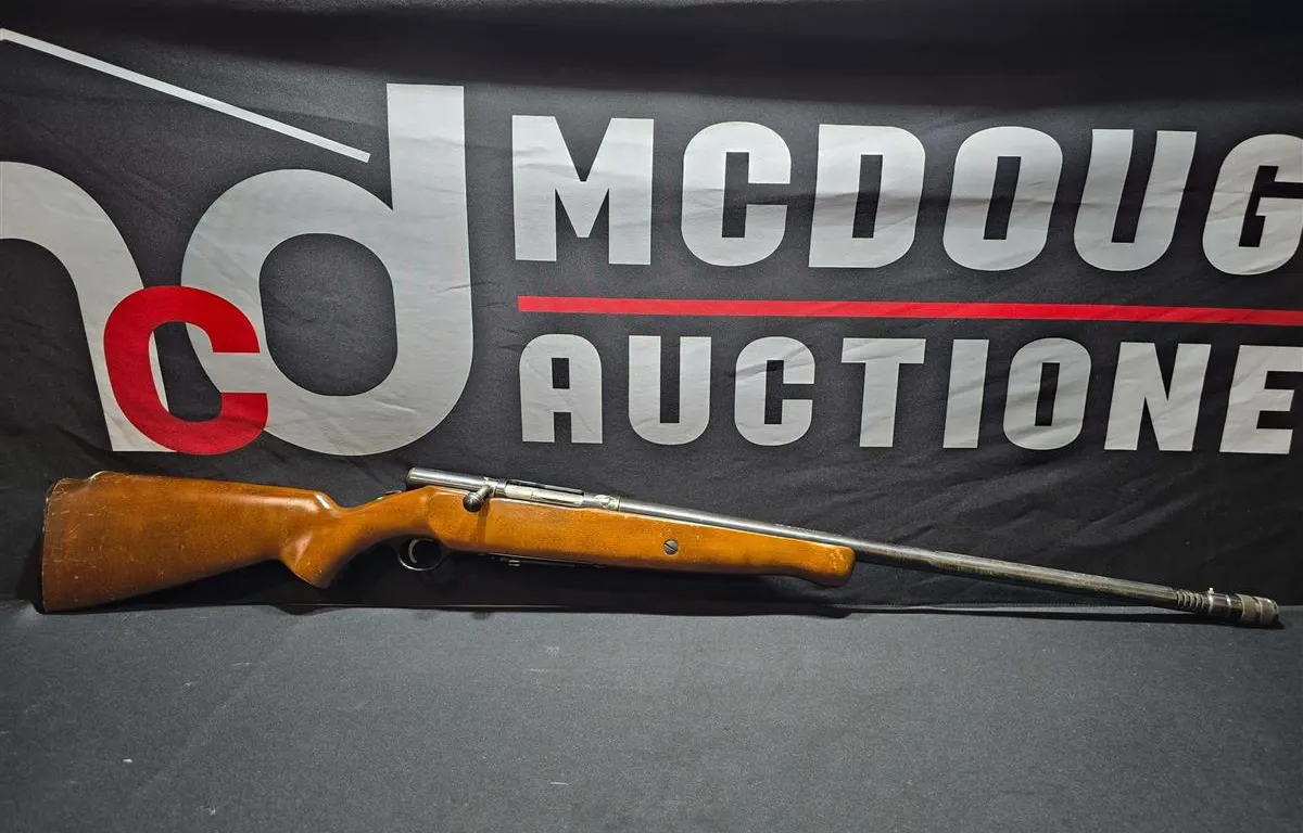 Mossberg Model 190 16 Gauge Shotgun
UNRESERVED