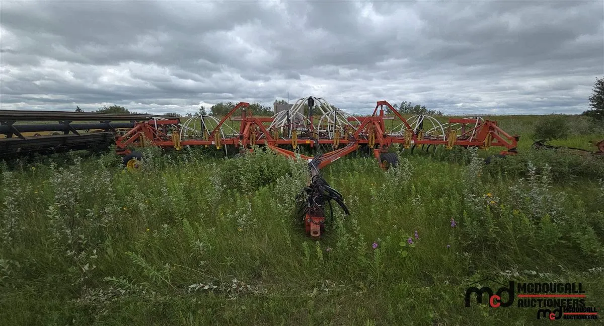 Bourgault 8800 Cultivator