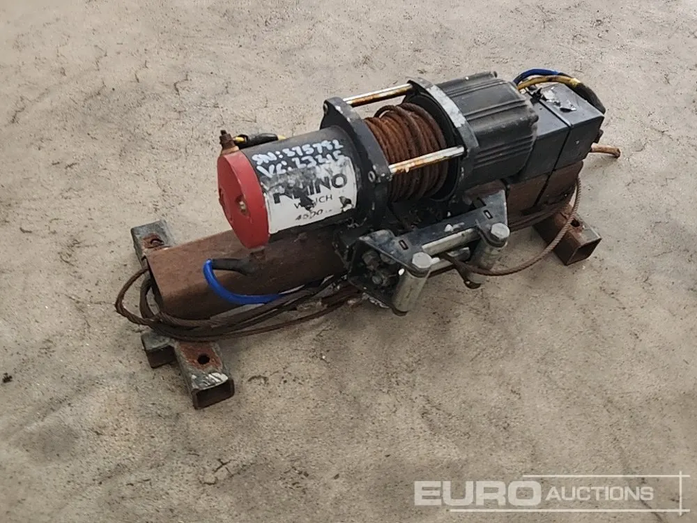 Rhino 12 Volt Recovery Truck Winch