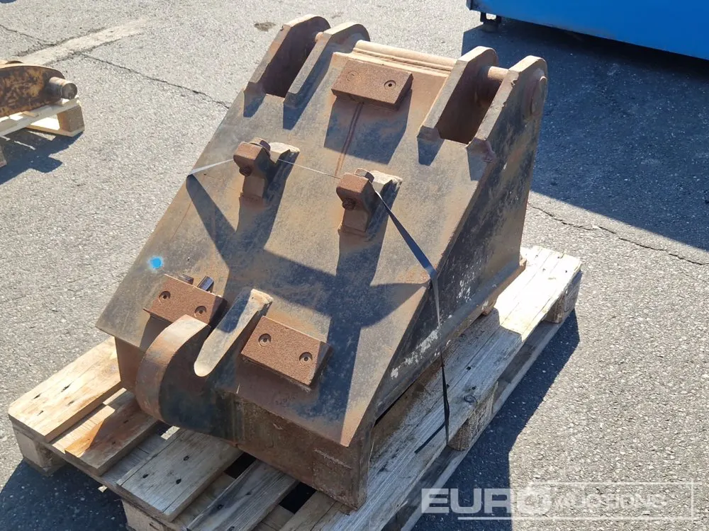 Adapter to suit Excavator
