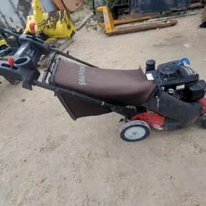 Snapper Commercial Walk-Behind Lawn Mower with Honda GXV Engine and Grass Bag self propelled gas