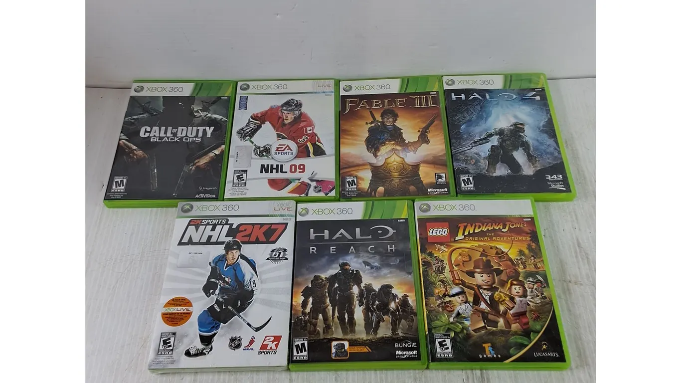 (7) XBOX 360 Games, Halo, Fable, Call of Duty, Lego Indiana Jones, NHL