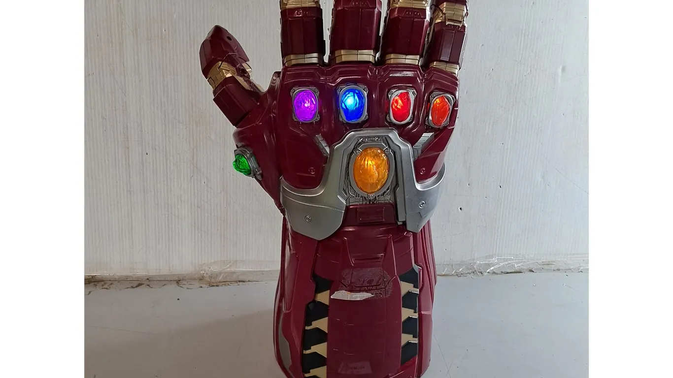 Lightup Plastic Ironman Hand with Sound Effects 19.25"