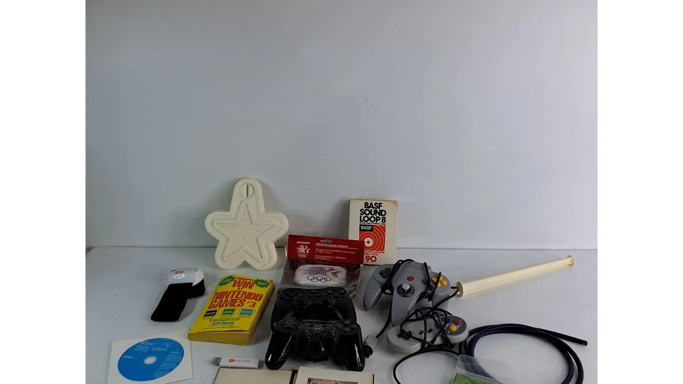 (4) Game Controllers (2) Are Nintendo, How To Win Nintendo Games Book, Wave Music System Disc, Misc