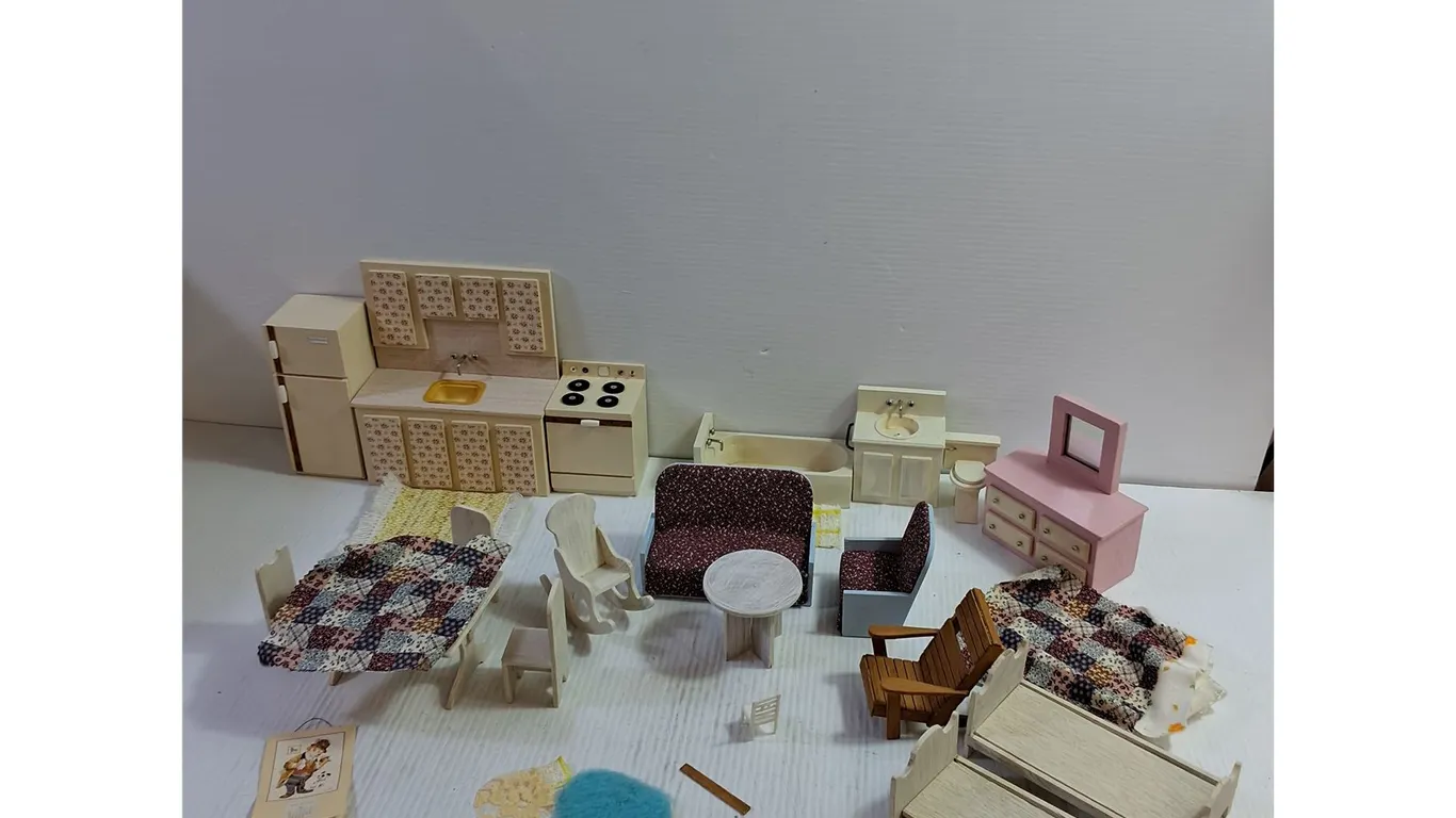 Doll House Furniture
