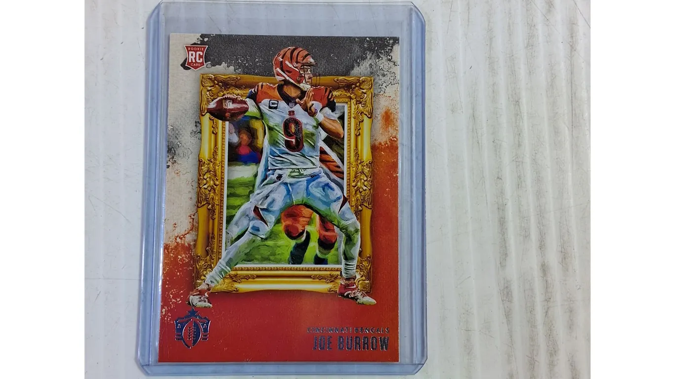Joe Burrov Football Rookie Card- Cannot Authenticate