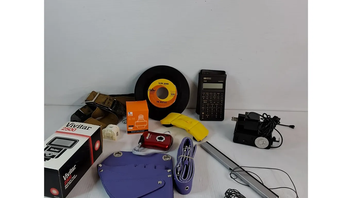 Vintage Electronic Camera, Electronic Flash, Digital Camera, Wii Sensor Bar, Misc - As Is