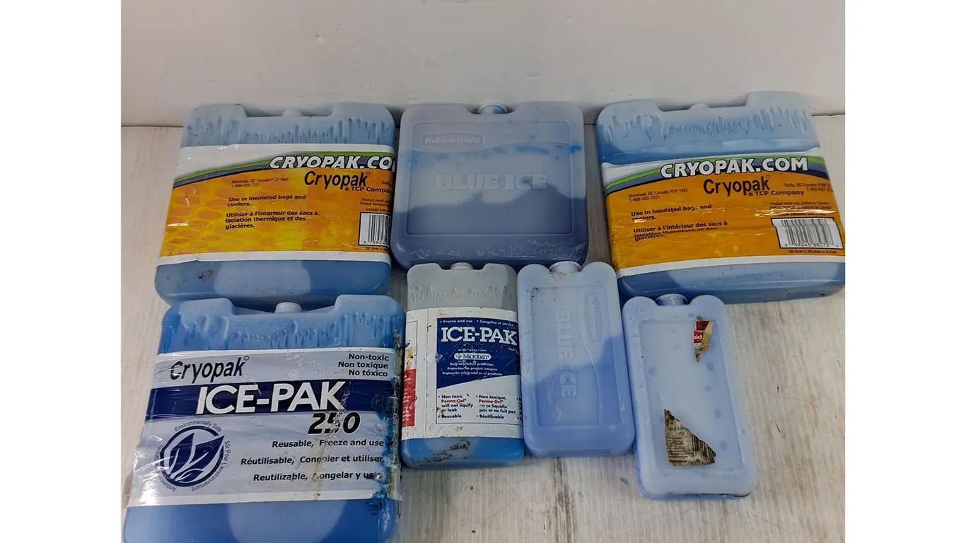 (7) Ice Packs, (4) Large (3) Small As-Is