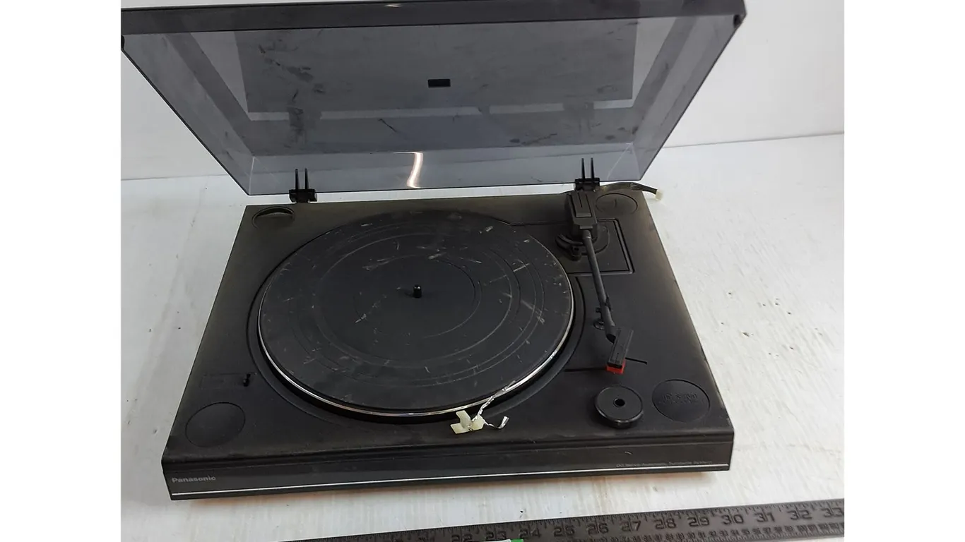 Panasonic Turntable - No Power Cord, Untested, As is