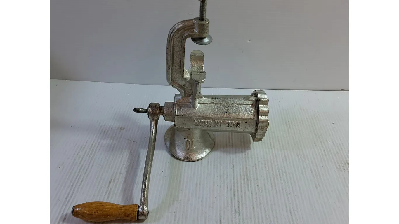 Vintage Food And Meat Chooper 9.5"x9"