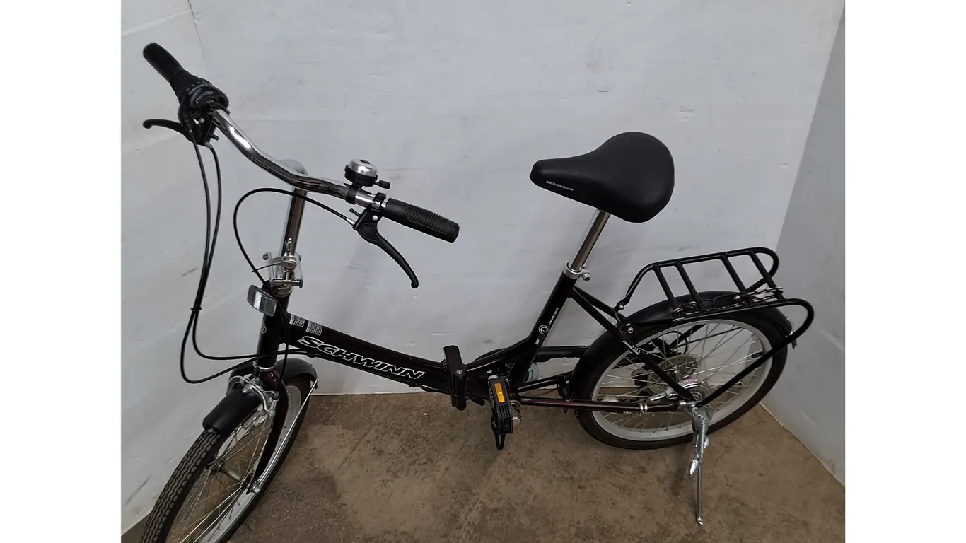**Schwinn Tango Folding Bike 20" Wheels Kick Stand Like New No Shipping