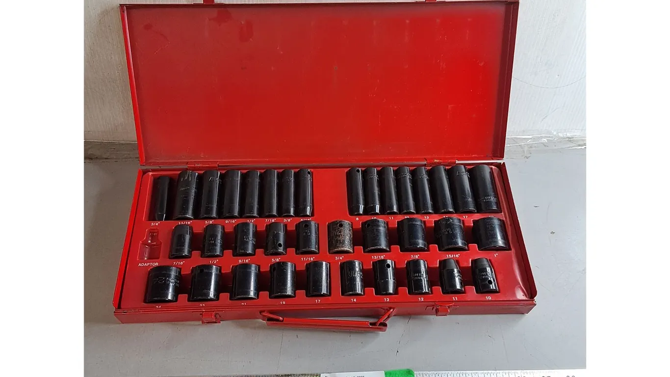 Impact Socket Set & Case, As Is