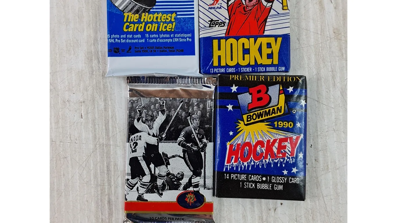 (4) Packs of 80's - 90's Sealed Hockey Cards NHL, Cannot Authenticate