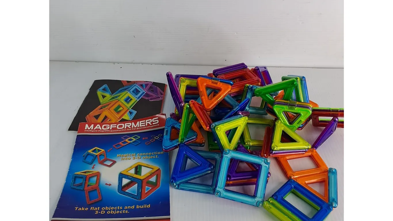 Magformers Magnetic Construction Set