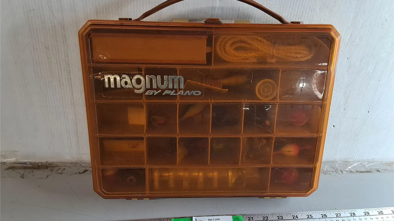 Plano Magnum Tacklebox & Contents