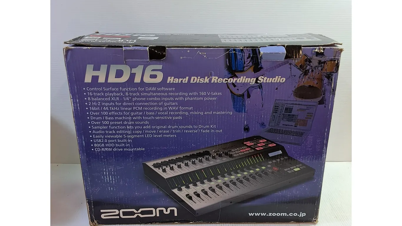 Zoom HD16 Hard Disk Recording Studio 19"x13" Appears Complete Powers On