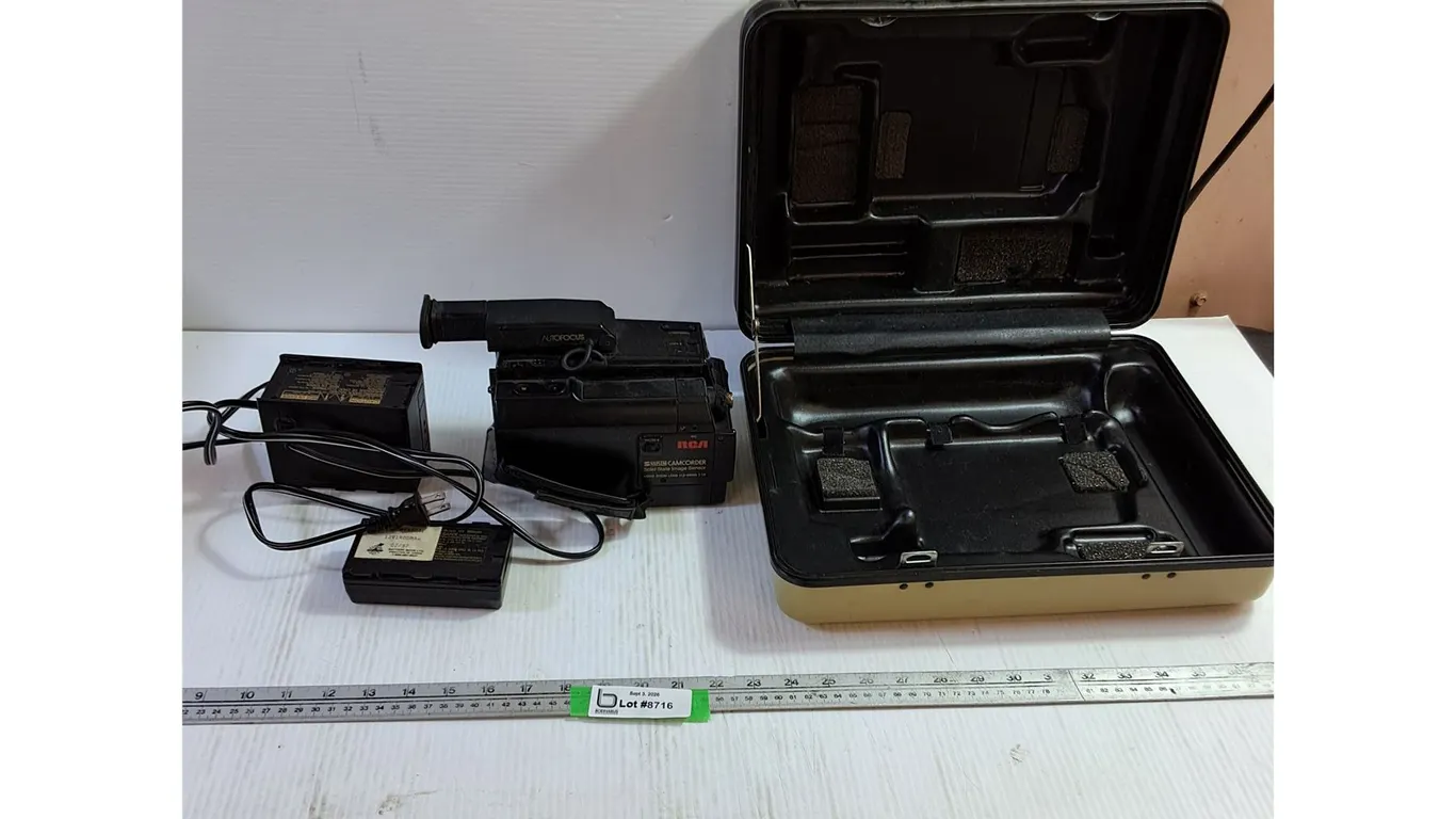 RCA Autofocus Camcorder, Battery Charger, Battery, Hard Case - Untested