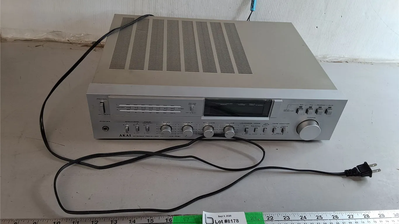 Akai AA-R31 Stereo Receiver-Powers On, Can't Ship