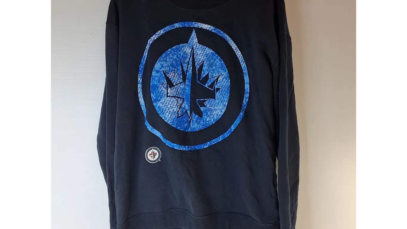 Winnipeg Jets Sweater- Approx. L, Some Pet Hair