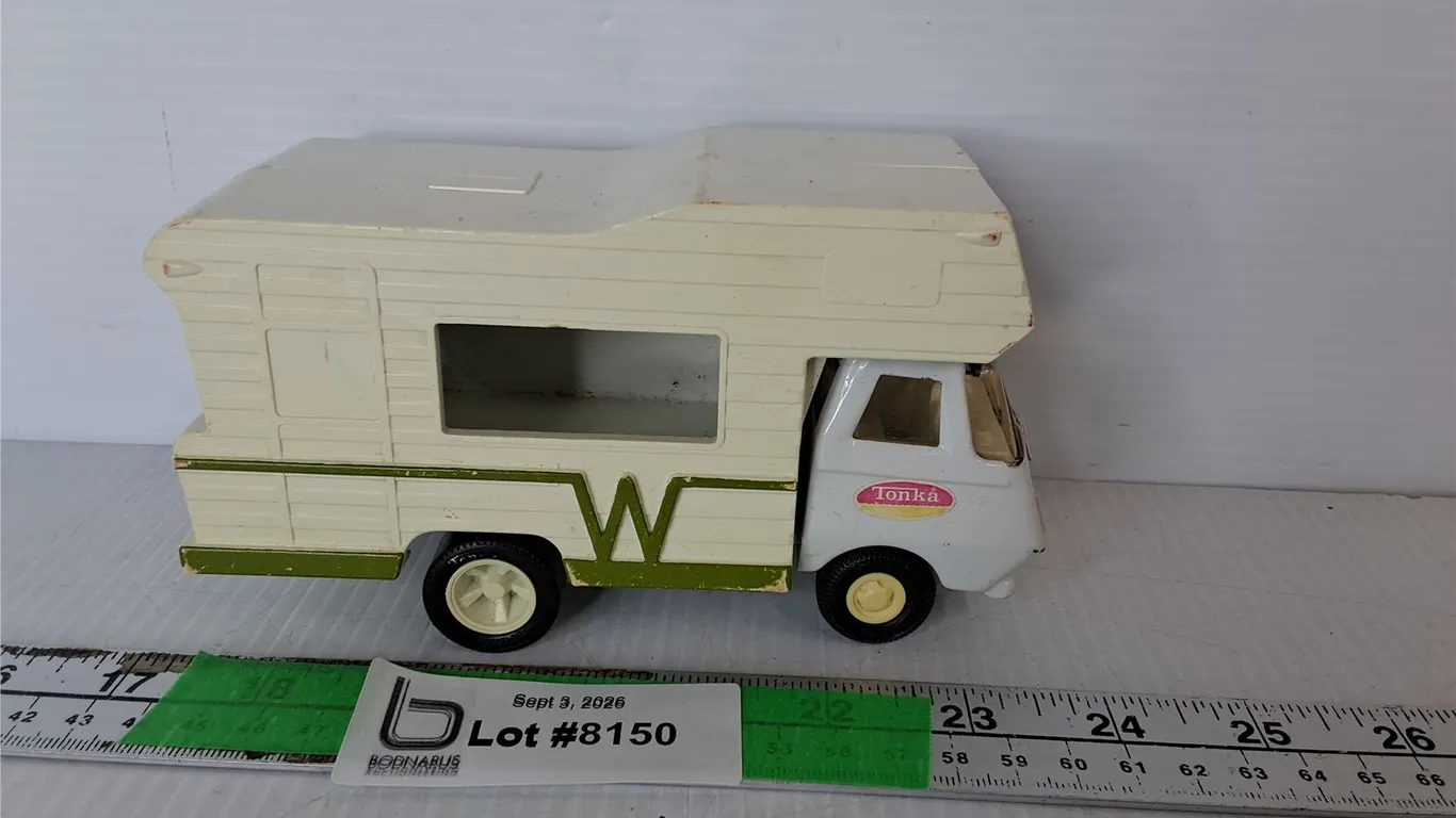 Vintage Tonka Winnebago Model Camper