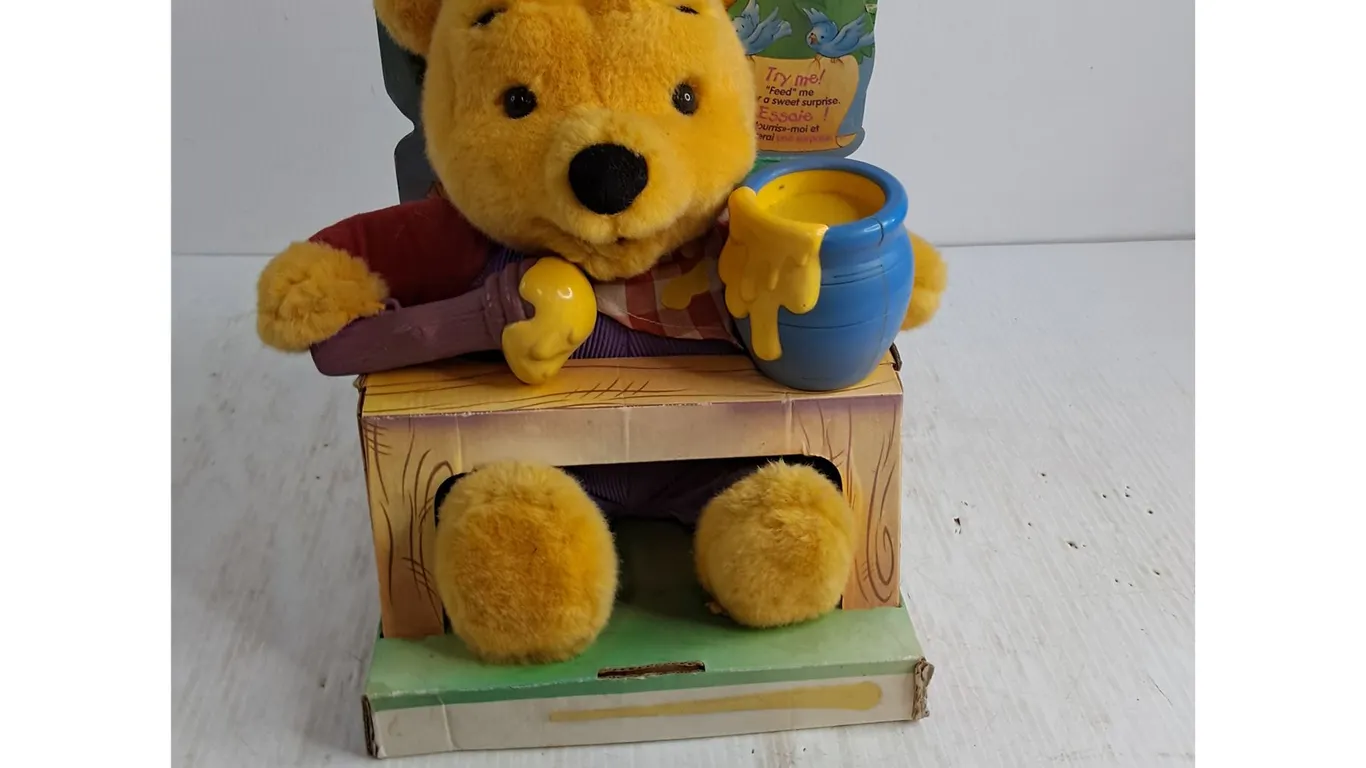 Fisher-Price "In Box" Talking Winnie-the-Pooh - Working