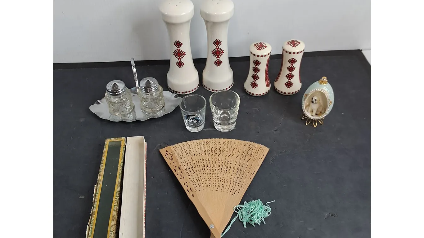 Salt & Pepper Shaker Sets, Hand Fan, Shot Glasses, Dog Ornament