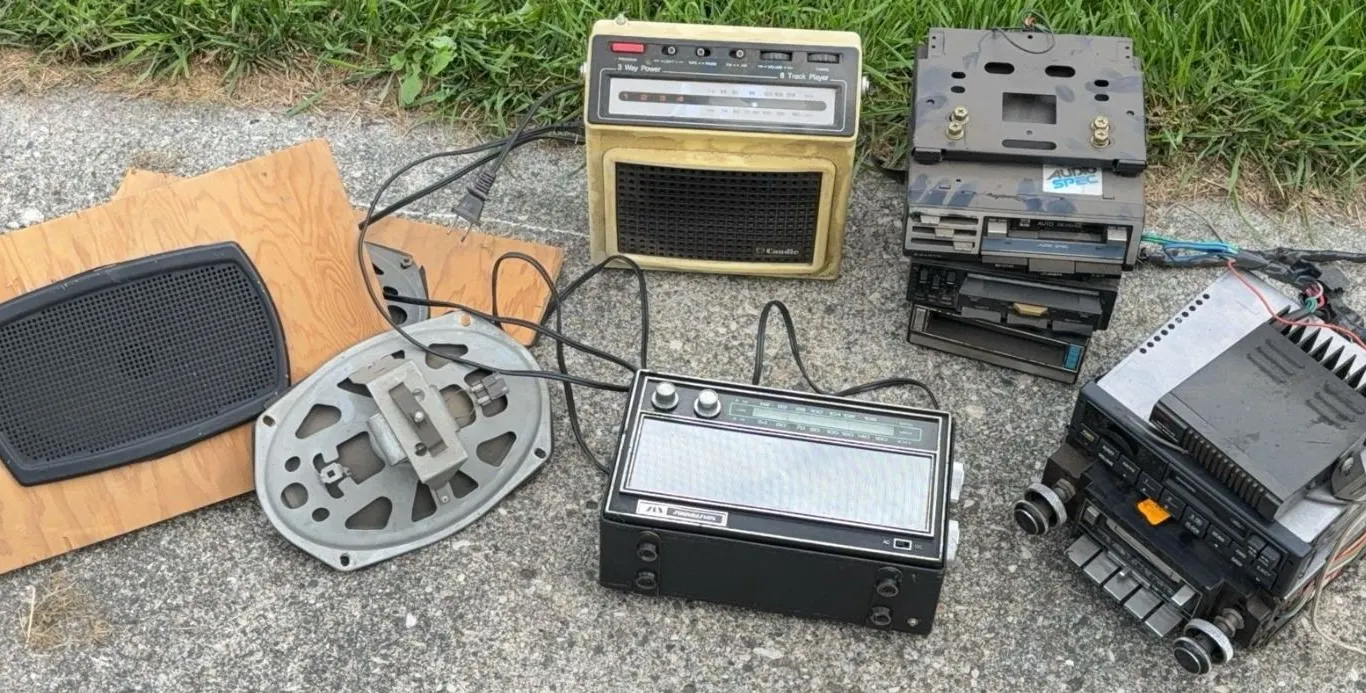 Vintage Radios, Car Stereos, Car Speakers