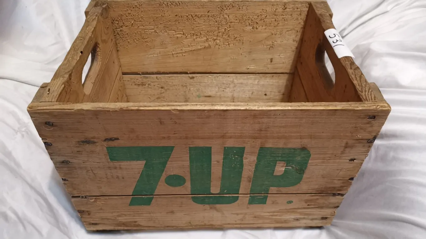 7 up wooden crate