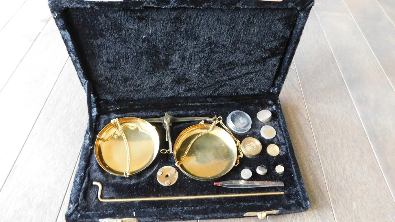 MINI BALANCE JEWELERS SCALE