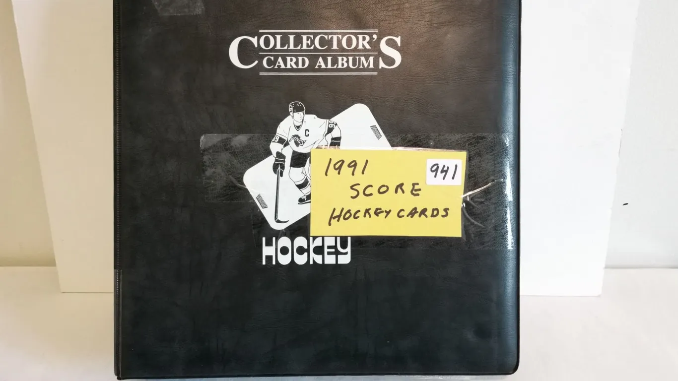 1991 Score NHL Hockey Cards in Binder