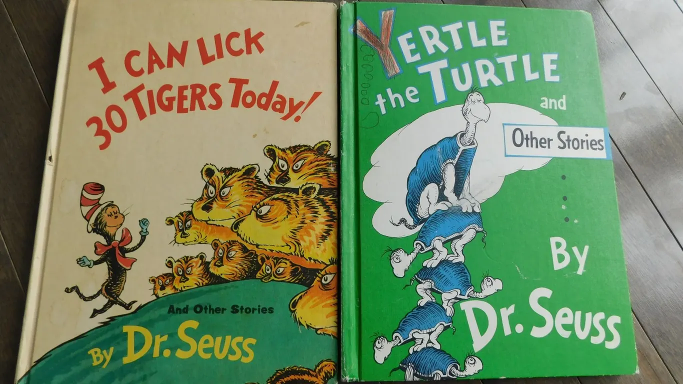 2 VINTAGE DR SUESS BOOKS