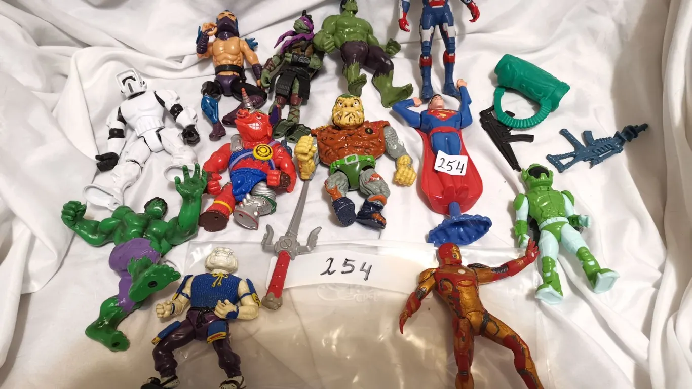 Large lot of Action Figures