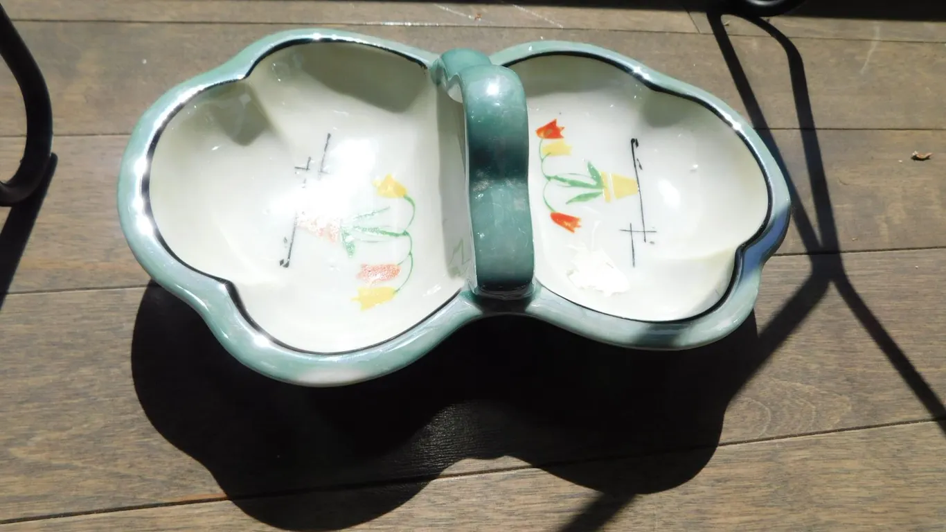 VINTAGE MADE IN JAPAN, DIVIDED DISH WITH TULIPS