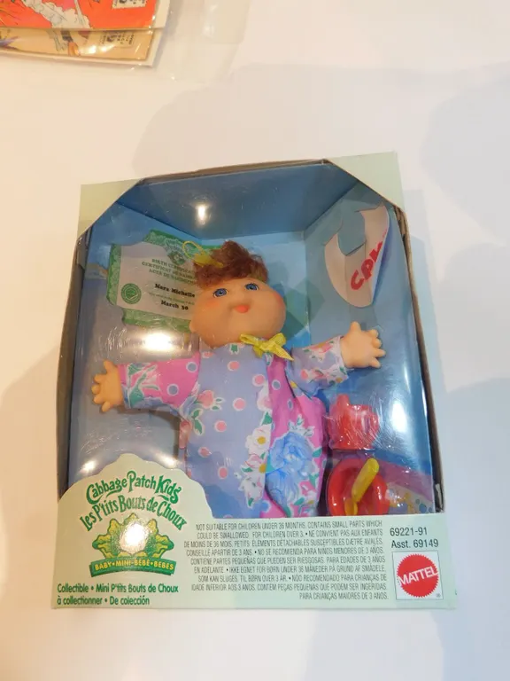 CABBAGE PATCH KIDS ACTION FIGURE NIB