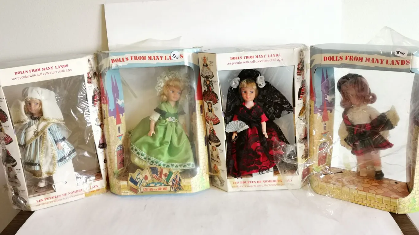(4) Dolls from Many Lands Dolls – Scotland, Spain, Isreal, Ireland