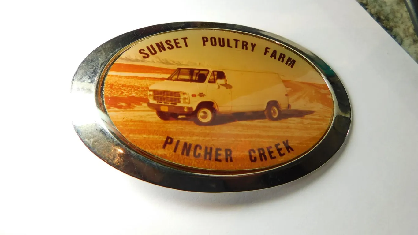 VINTAGE PINCHER CREEK BELT BUCKLE
